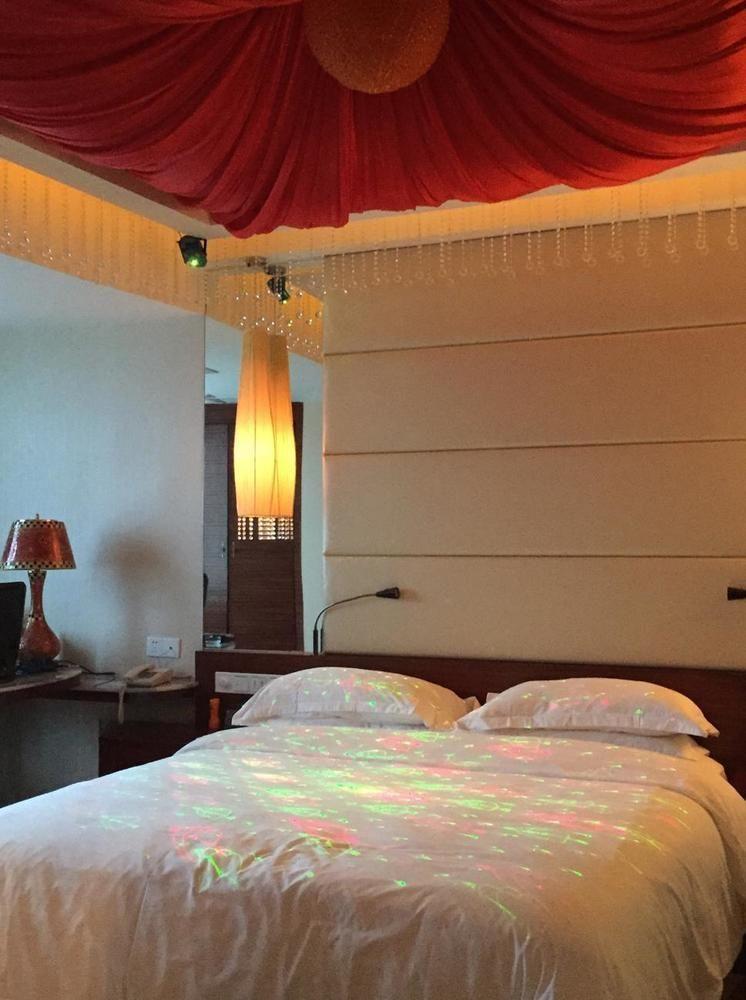 Huangma Holiday Hotel Хайкоу Экстерьер фото